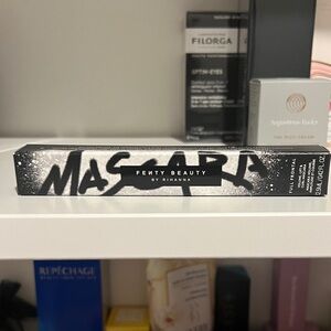 Fenty Beauty Full Frontal Mascara in Cuz I’m Black